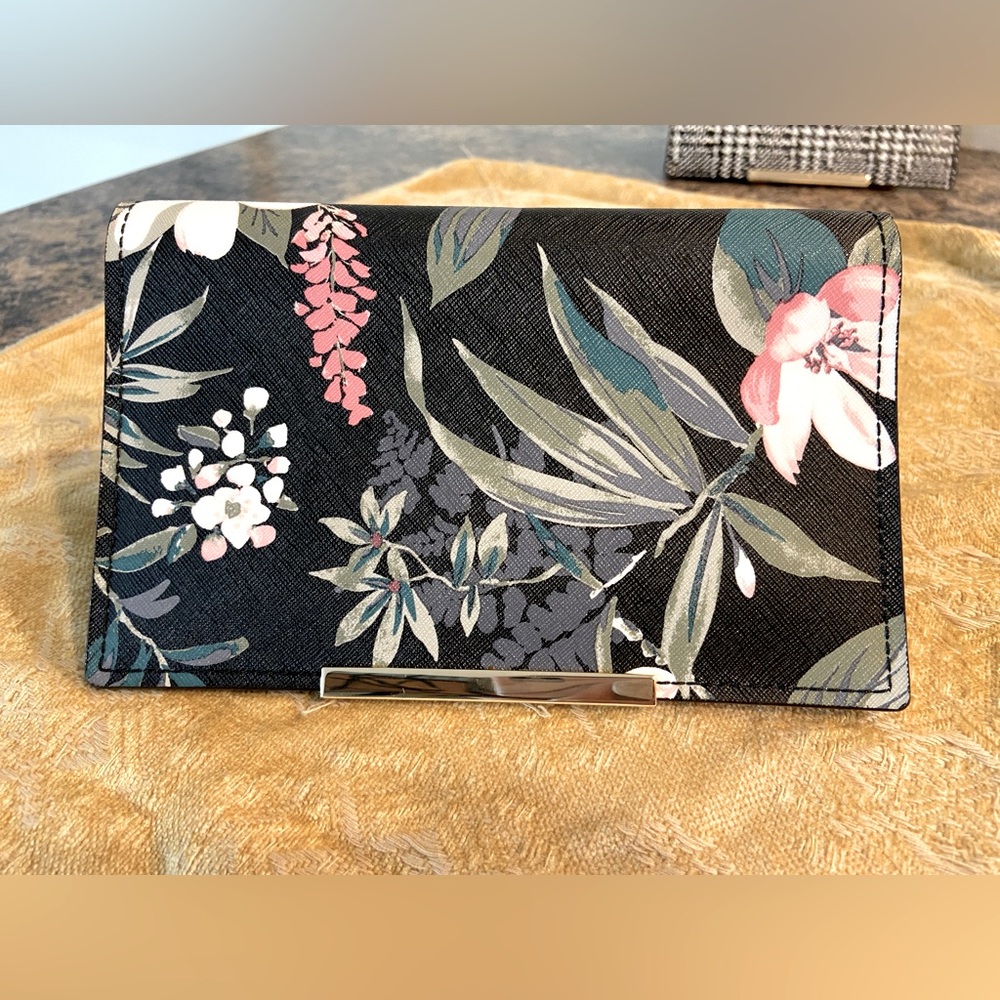 Kate Spade Make it Mine Botanical Flap - RARE FIND